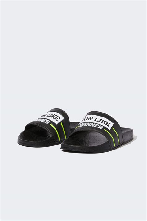 adidas slippers heren coach|Men's Adidas Slippers .